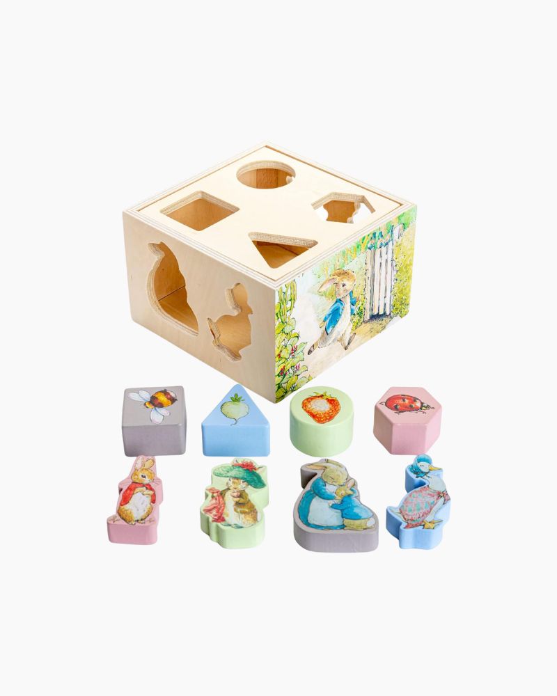 BEATRIX POTTER WOODEN SHAPE SORTER