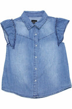 Load image into Gallery viewer, FLUTTER SLEEVE DENIM TOP
